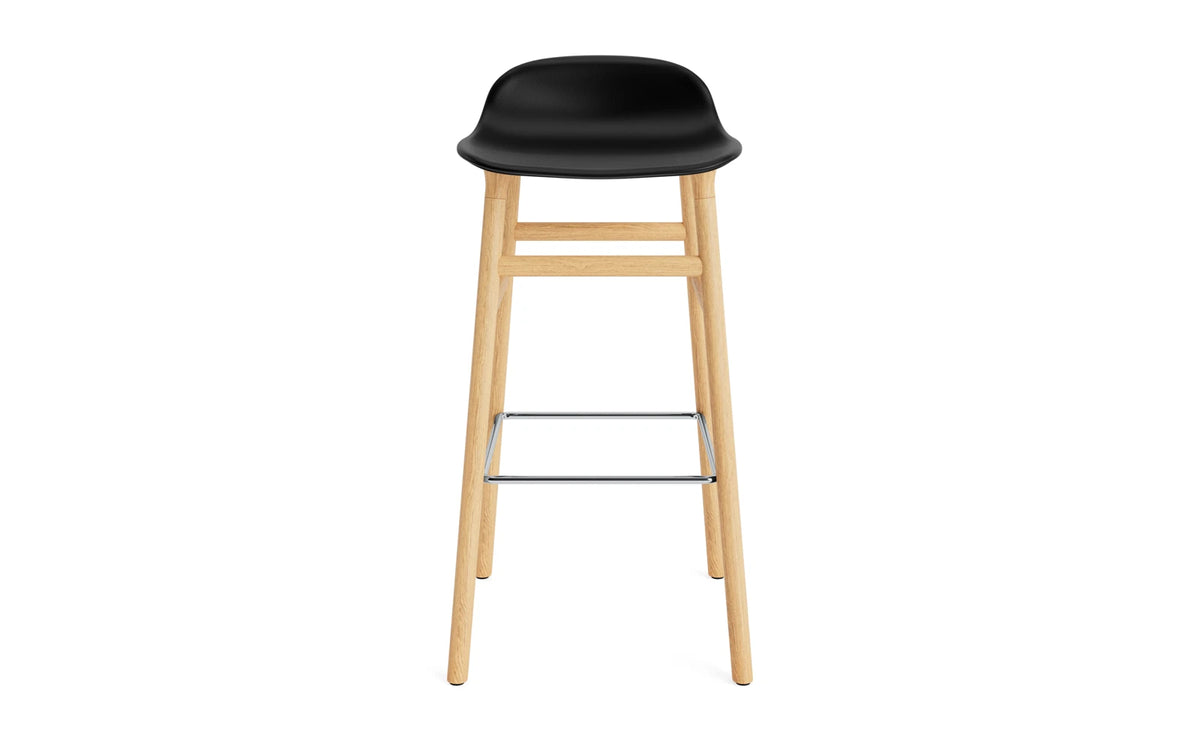 Form Barstuhl 75 cm gepolstert Eiche Ultra in Ultra 41599 präsentiert im Onlineshop von KAQTU Design AG. Barstuhl ist von Normann Copenhagen