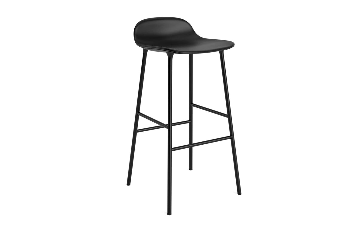 Form Barstuhl 75 cm gepolstert Stahl schwarz Ultra in Ultra 41599 präsentiert im Onlineshop von KAQTU Design AG. Barstuhl ist von Normann Copenhagen