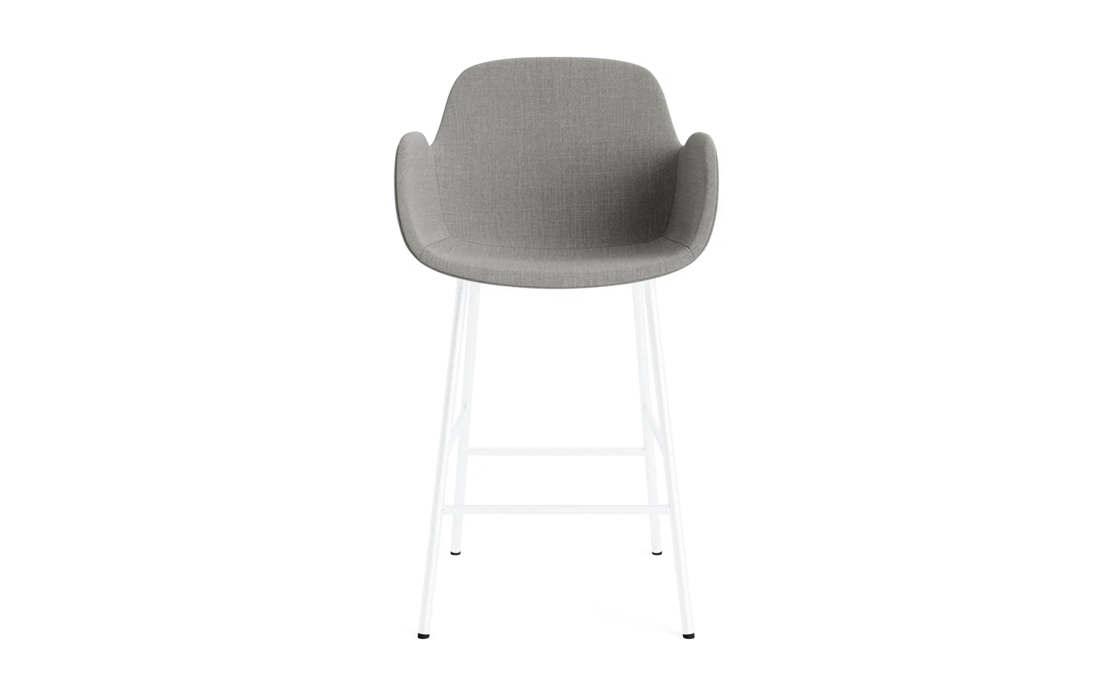 Erleben Sie den eleganten Form Barstuhl mit Armlehne von Normann Copenhagen. Gepolstert in Weiß, bietet er außergewöhnlichen Komfort und zeitloses Design.