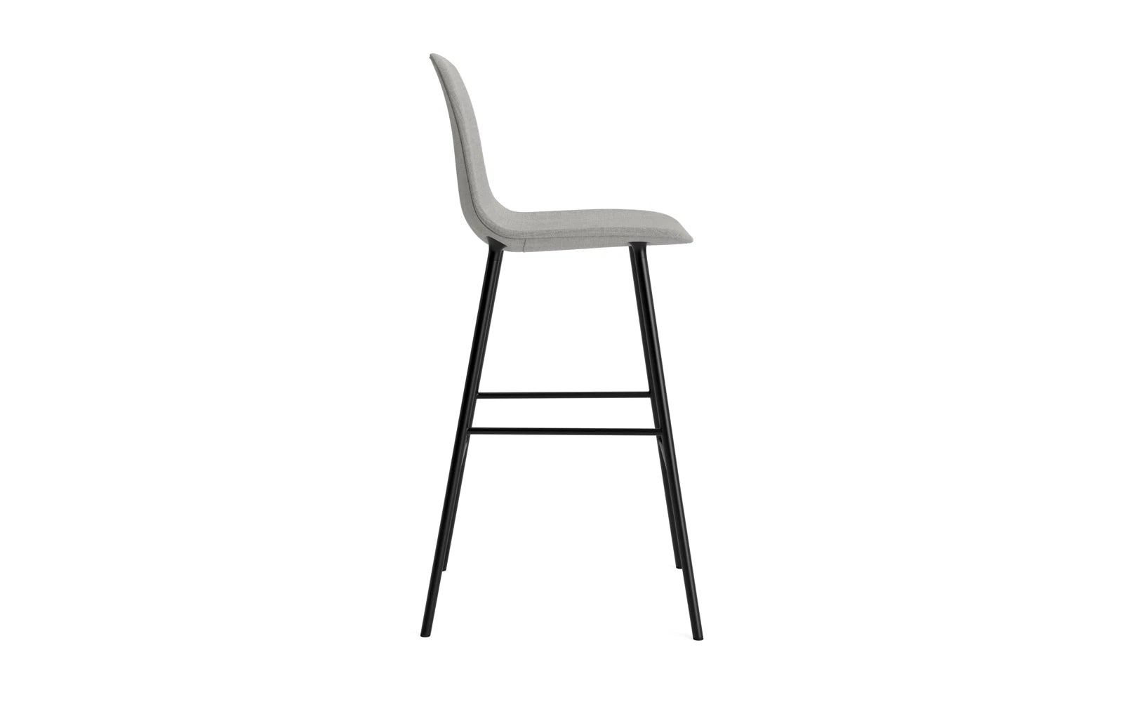 Form Barstuhl 75 cm gepolstert Schwarz Stahl Remix in Remix 133 präsentiert im Onlineshop von KAQTU Design AG. Barstuhl ist von Normann Copenhagen