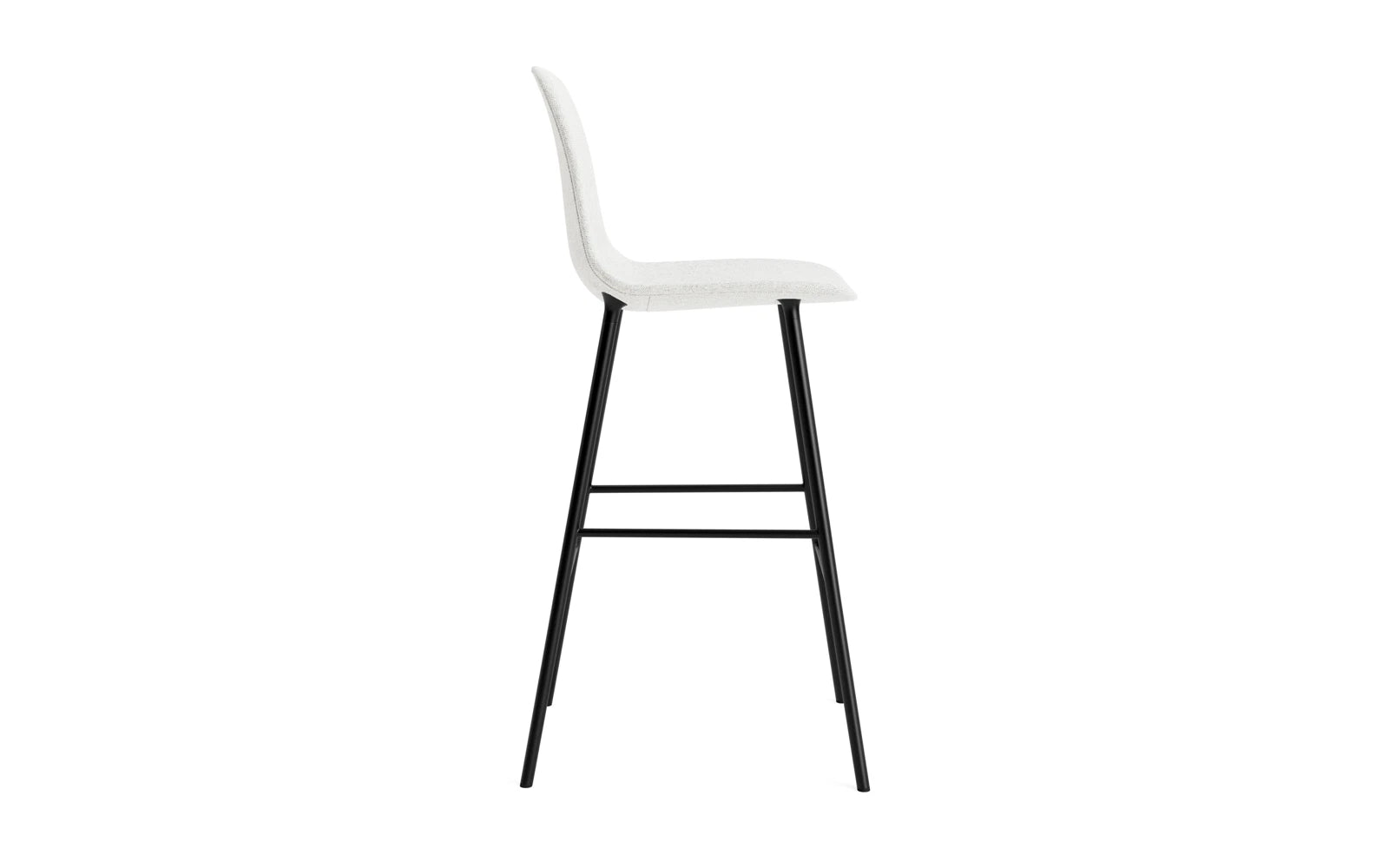 Form Barstuhl 75 cm gepolstert  Schwarz Stahl Hallingdal in Hallingdal 110 präsentiert im Onlineshop von KAQTU Design AG. Barstuhl ist von Normann Copenhagen
