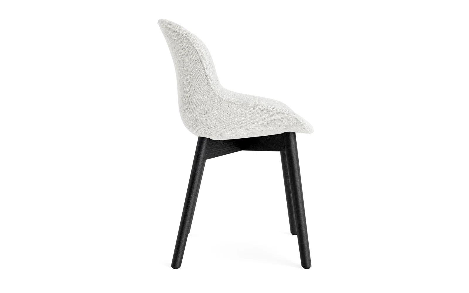 Hyg Comfort Stuhl Vollpolster Schwartz Eiche Hallingdal in Hallingdal 110 präsentiert im Onlineshop von KAQTU Design AG. Stuhl ist von Normann Copenhagen