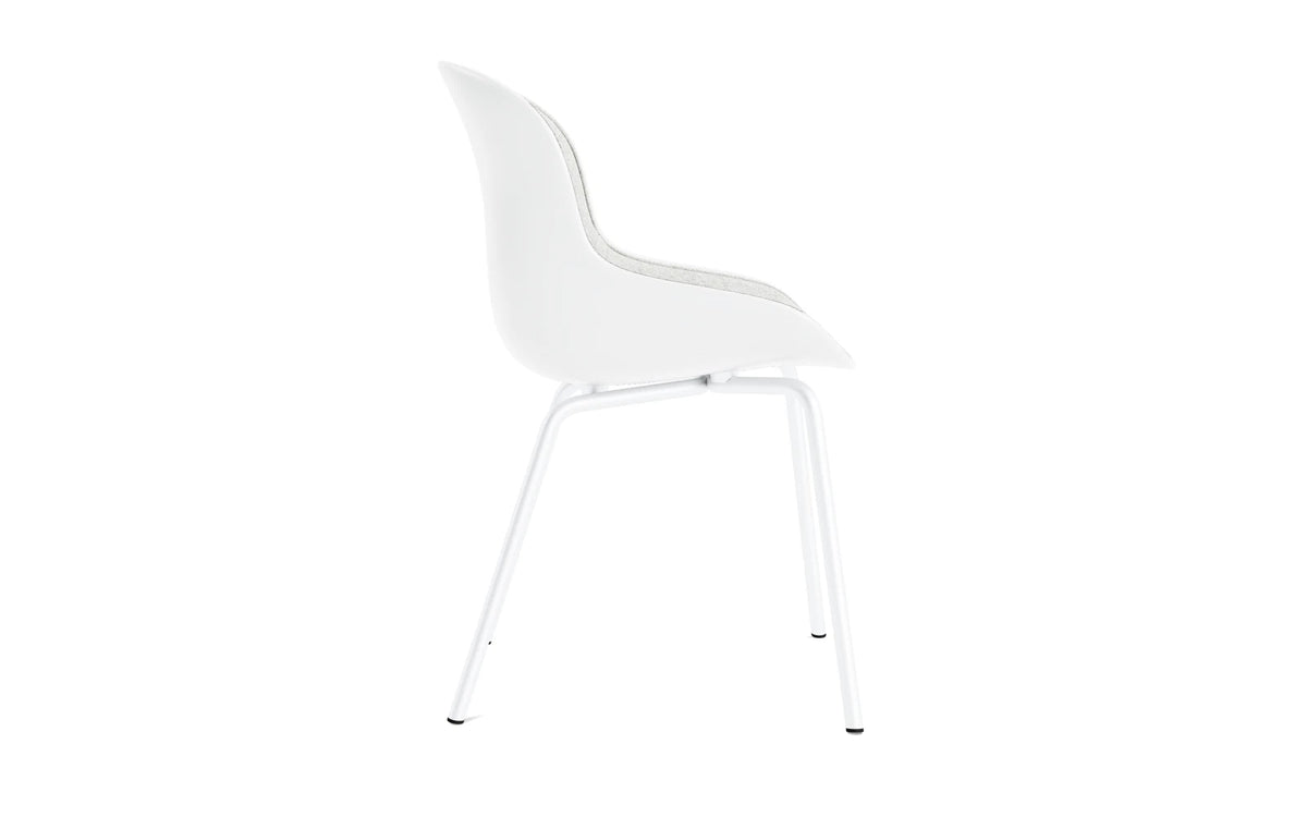 Hyg Stuhl Frontpolster Weiss stahl Weiss/Hallingdal in Hallingdal 110 präsentiert im Onlineshop von KAQTU Design AG. Stuhl ist von Normann Copenhagen