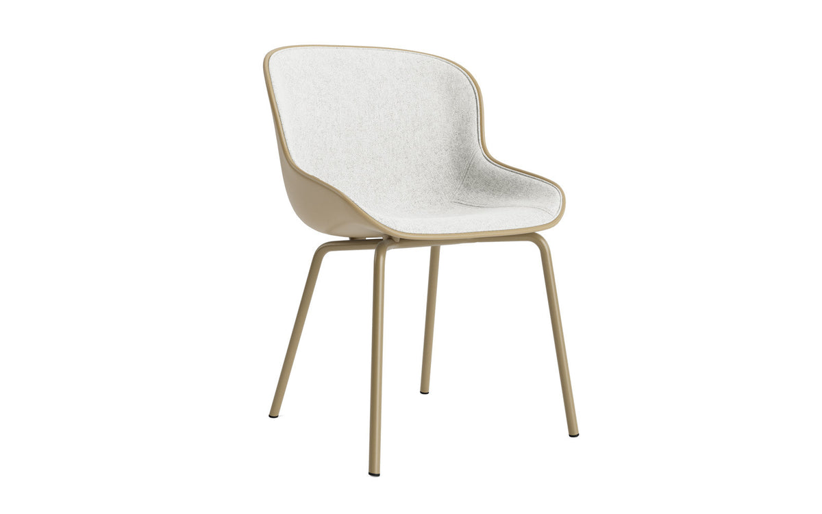 Hyg Stuhl Frontpolster Sand Stahl Sand/Hallingdal in Hallingdal 110 präsentiert im Onlineshop von KAQTU Design AG. Stuhl ist von Normann Copenhagen