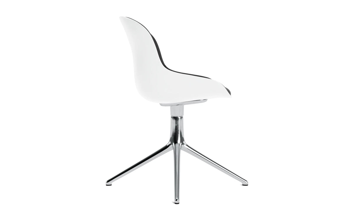 Hyg Drehstuhl gepolstert Weiss/Ultra Leder in Ultra 41599 präsentiert im Onlineshop von KAQTU Design AG. Dreh-Schalenstuhl ist von Normann Copenhagen