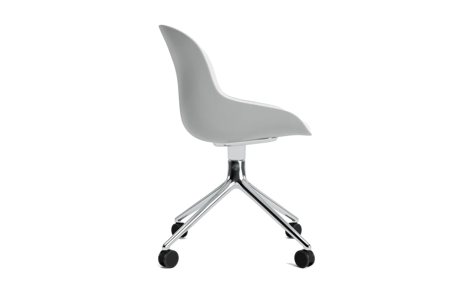 Hyg Drehstuhl 4W Frontpolster Aluminium Grau/Hallingdal in Hallingdal 110 präsentiert im Onlineshop von KAQTU Design AG. Drehstuhl ist von Normann Copenhagen