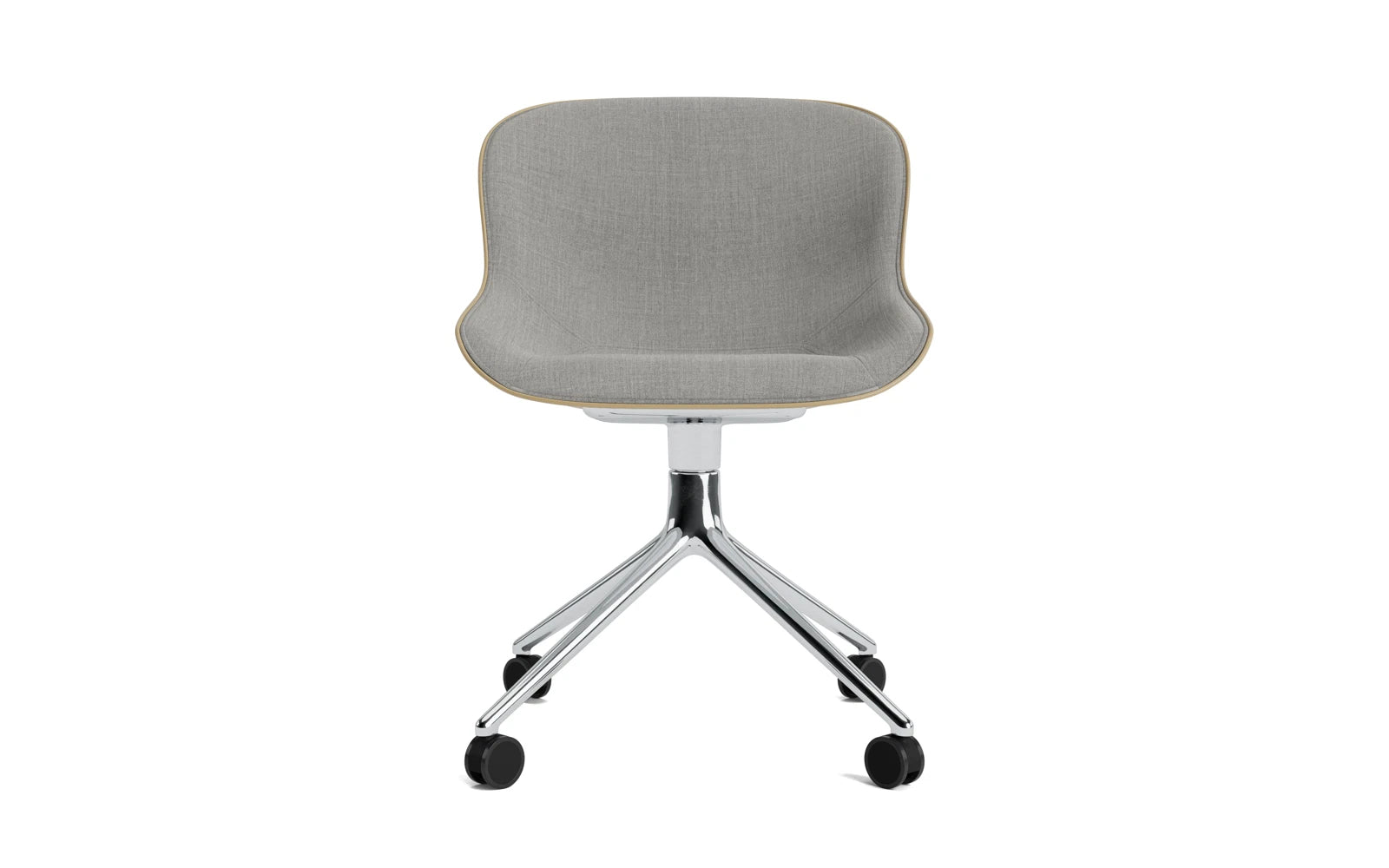 Erleben Sie den Hyg Drehstuhl 4W in Aluminium Sand/Remix von Normann Copenhagen – ein elegantes Design, das Gemütlichkeit und Funktionalität perfekt kombiniert.