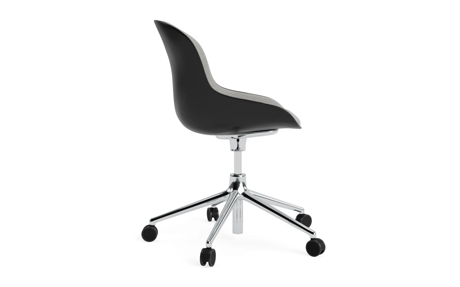 Entdecken Sie den Hyg Drehsessel von Normann Copenhagen: Elegantes Aluminium, 5 Rollen und ein komfortabler Gaslift für ergonomisches Sitzen.