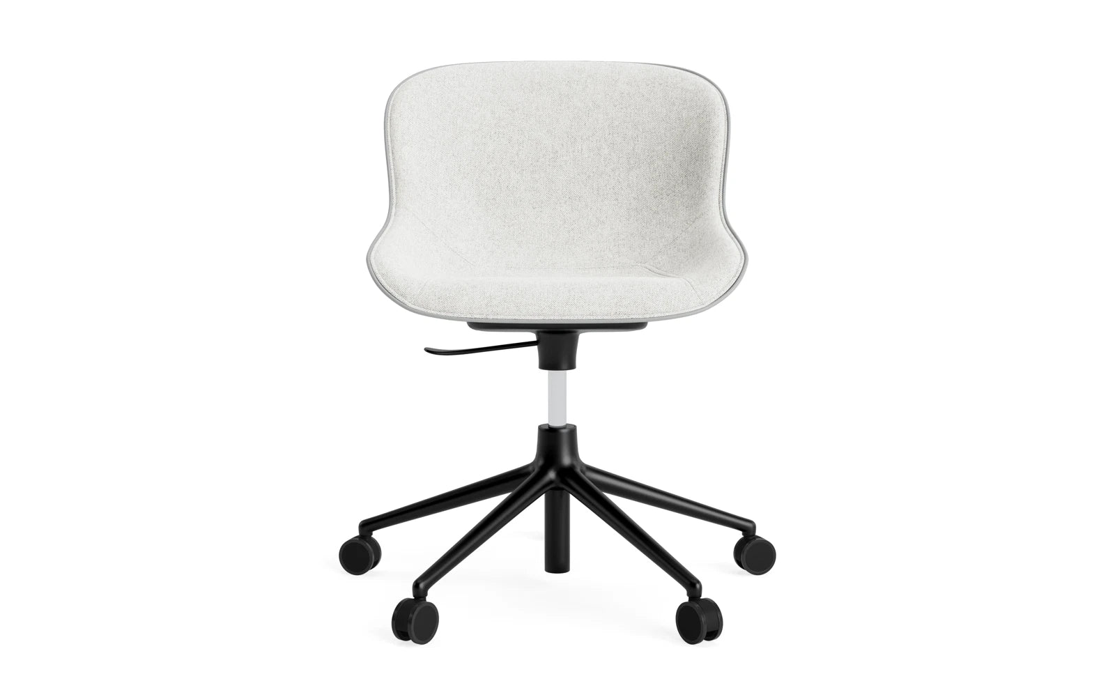 Hyg Drehsessel mit 5 Rollen Gas Lift Frontpolster Schwartz Alu Grau/Hallingdal in Hallingdal 110 präsentiert im Onlineshop von KAQTU Design AG. Sessel ist von Normann Copenhagen