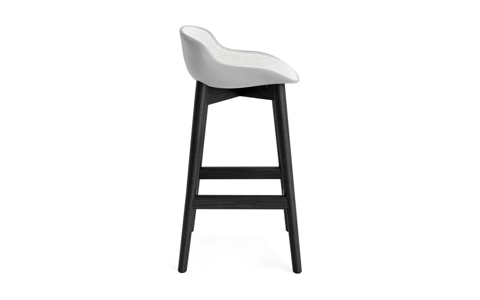 Hyg Barhocker 65 cm Polster Schwartze Eiche Grau/Hallingdal in Hallingdal 110 präsentiert im Onlineshop von KAQTU Design AG. Barstuhl ist von Normann Copenhagen