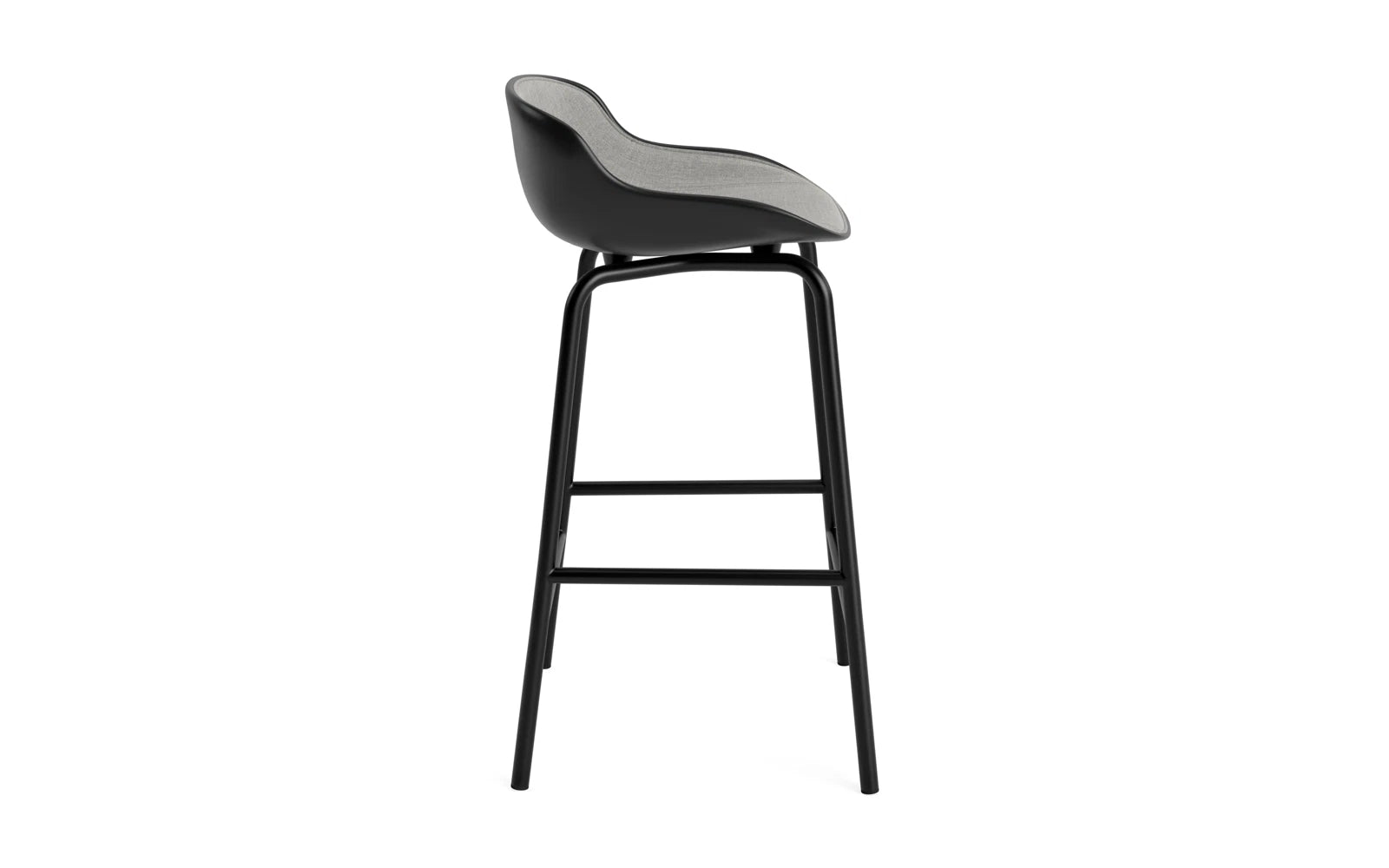 Hyg Barhocker 65 cm Frontpolster Schwartz Stahl Schwartz/Remix in Remix 133 präsentiert im Onlineshop von KAQTU Design AG. Barstuhl ist von Normann Copenhagen