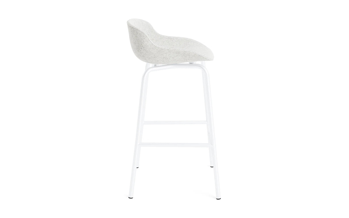 Hyg Barhocker 65 cm Vollpolster Stahl Weiss/Hallingdal in Hallingdal 110 präsentiert im Onlineshop von KAQTU Design AG. Barstuhl ist von Normann Copenhagen