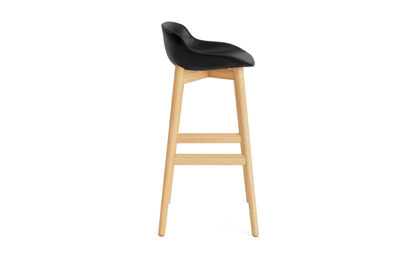 Hyg Barhocker 75 cm vollpolster Eiche Ultra leder in Ultra 41599 präsentiert im Onlineshop von KAQTU Design AG. Barstuhl ist von Normann Copenhagen