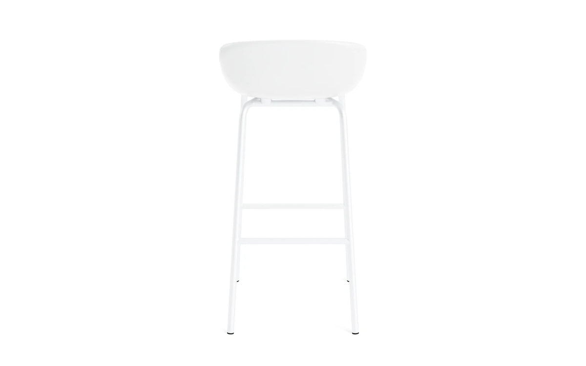 Hyg Barhocker 75 cm Frontpolster Weiss Stahl Weiss/Ultra in Ultra 41599 präsentiert im Onlineshop von KAQTU Design AG. Barstuhl ist von Normann Copenhagen