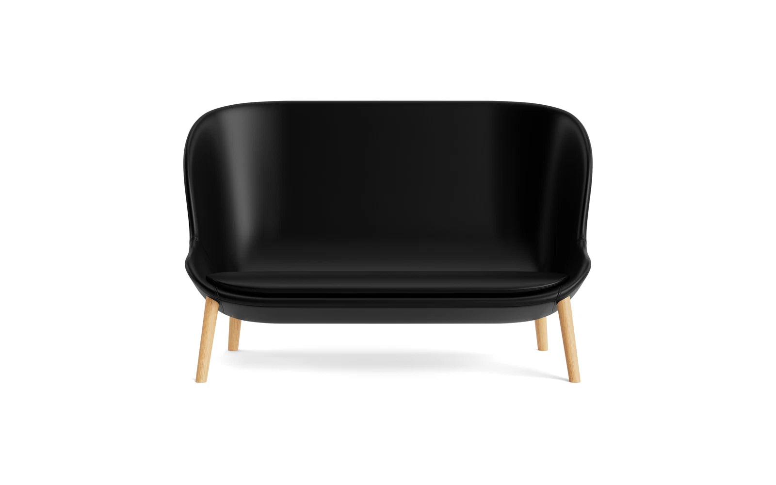 Hyg Sofa Schwartze Eiche Ultra in Ultra 41599 präsentiert im Onlineshop von KAQTU Design AG. 2er Sofa ist von Normann Copenhagen