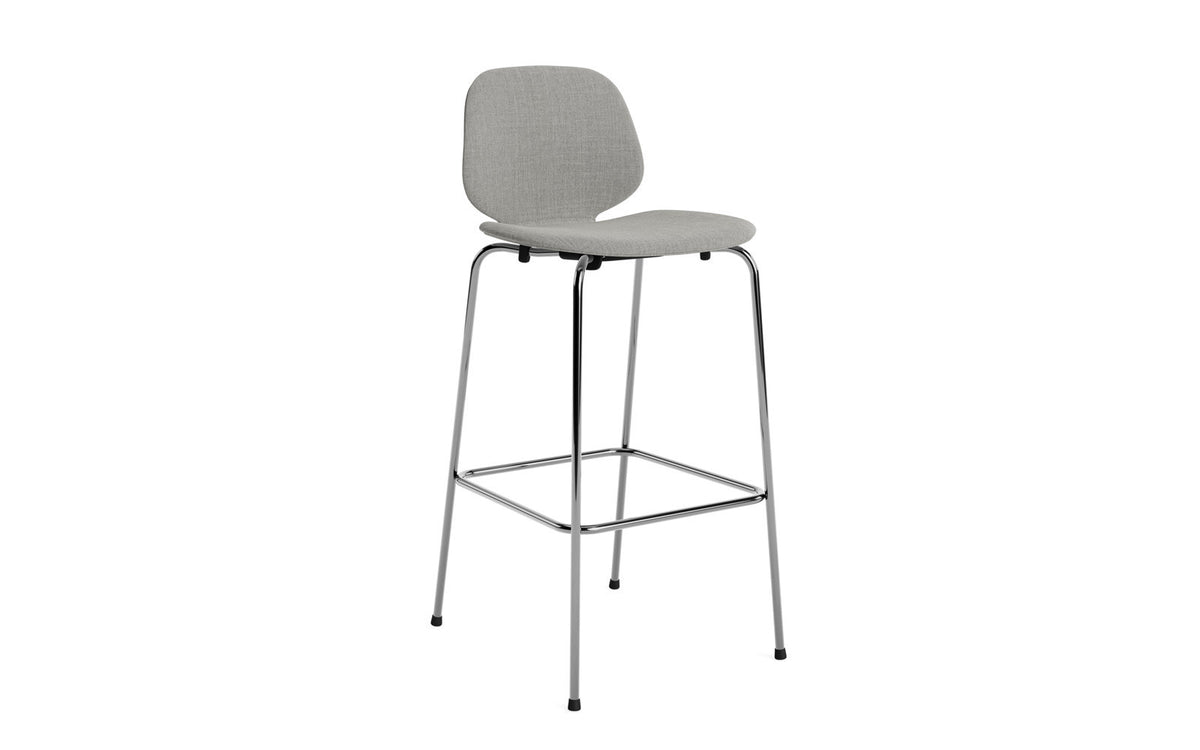 My Chair Barhocker 75 cm polster Krom in Remix 133 präsentiert im Onlineshop von KAQTU Design AG. Barstuhl ist von Normann Copenhagen