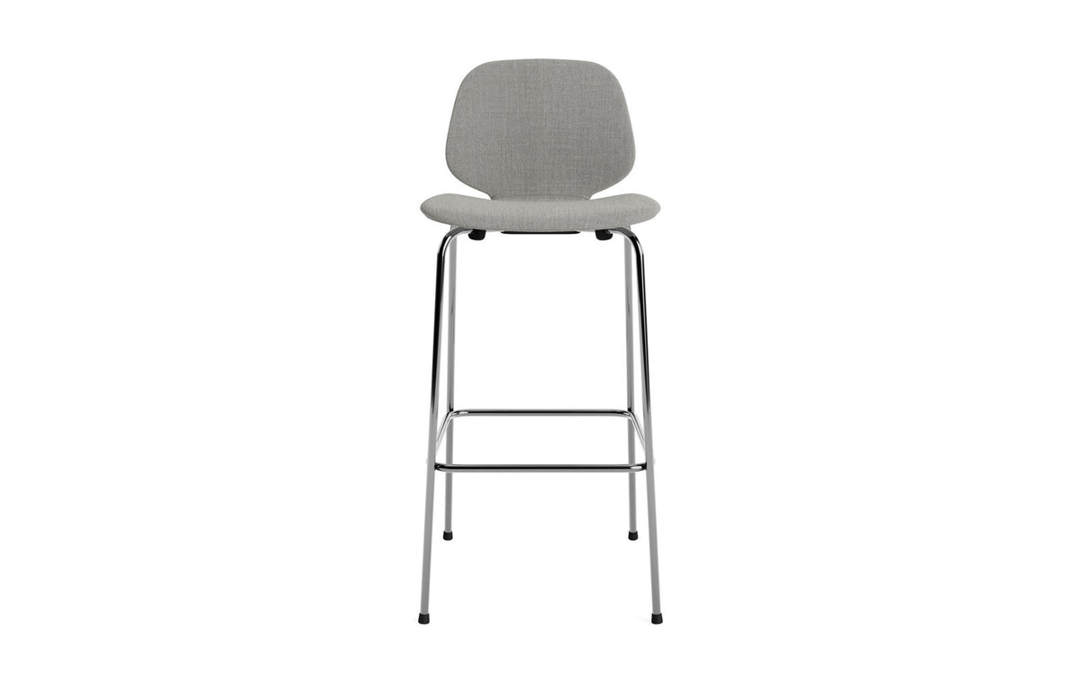 My Chair Barhocker 75 cm polster Krom in Remix 133 präsentiert im Onlineshop von KAQTU Design AG. Barstuhl ist von Normann Copenhagen