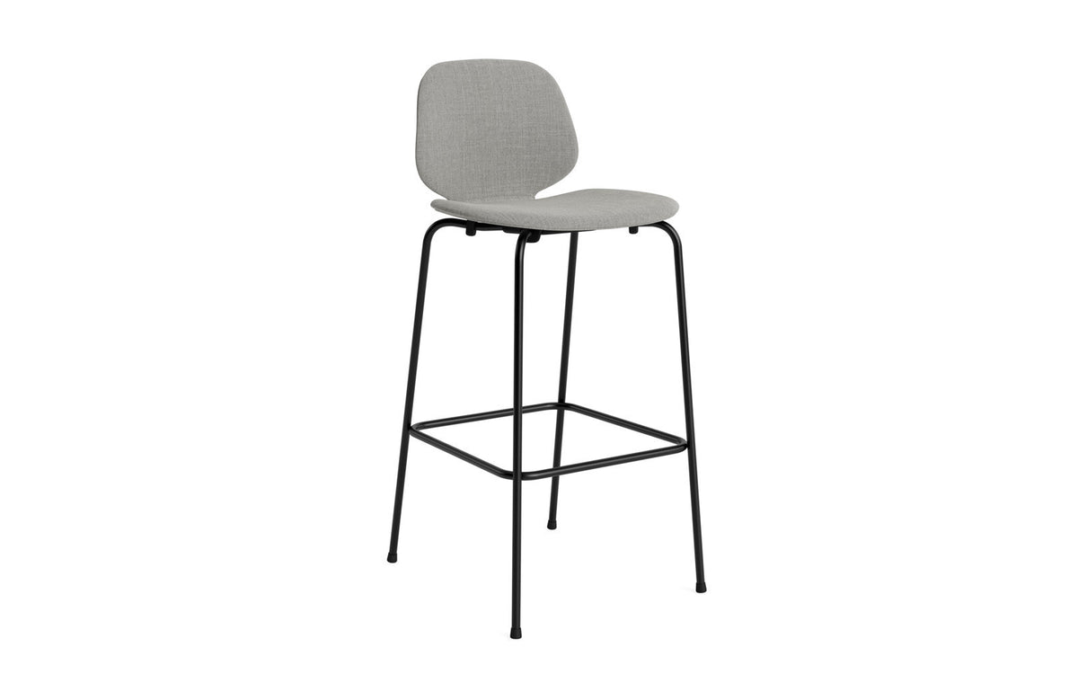My Chair Barhocker 75 cm Frontpolster in Remix 133 präsentiert im Onlineshop von KAQTU Design AG. Barstuhl ist von Normann Copenhagen