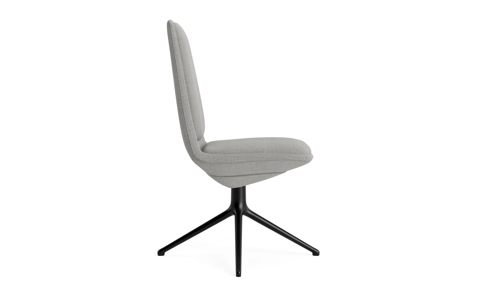 Off Chair niedrig mit Drehgestell 4B Schwartz aluminium mit kissen Remix in Remix 133 präsentiert im Onlineshop von KAQTU Design AG. Bürostuhl ist von Normann Copenhagen