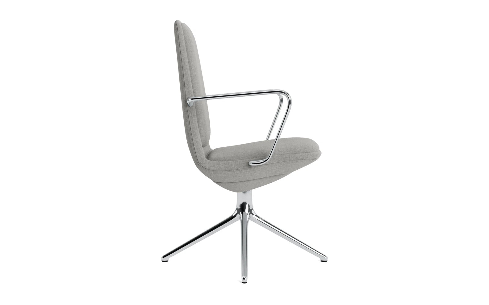 Off Armchair niedrig mit Drehgestell 4B aluminium mit kissen Remix in Remix 133 präsentiert im Onlineshop von KAQTU Design AG. Bürostuhl ist von Normann Copenhagen