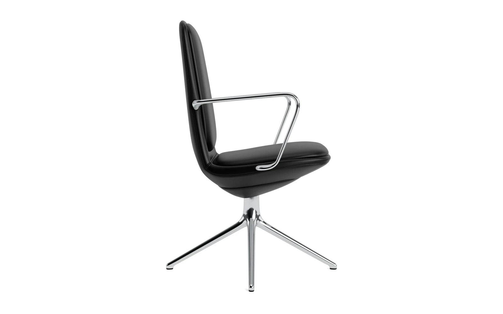 Off Armchair niedrig mit Drehgestell 4B aluminium mit kissen Ultra in Ultra 41599 präsentiert im Onlineshop von KAQTU Design AG. Bürostuhl ist von Normann Copenhagen