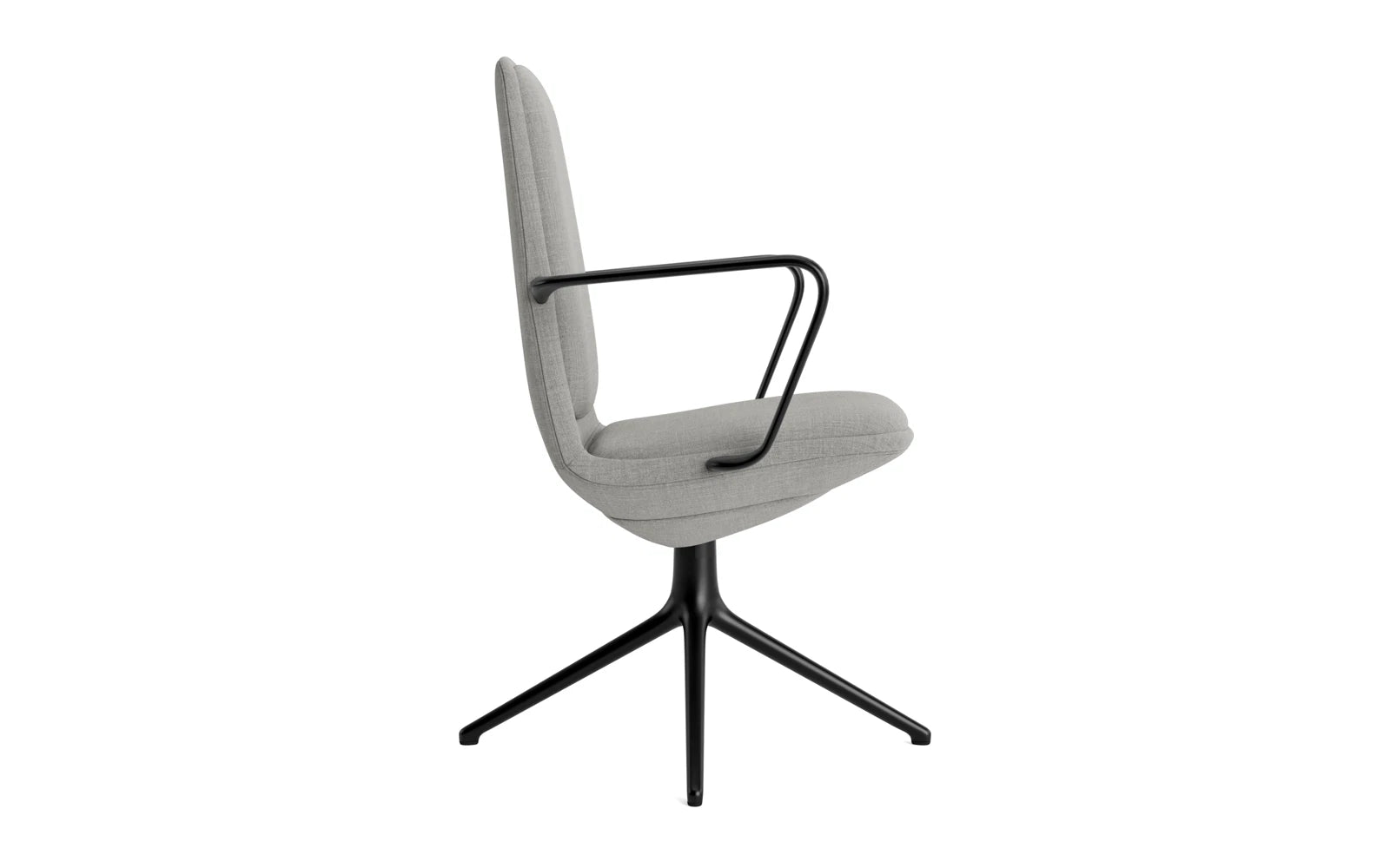 Off Armchair niedrig mit Drehgestell 4B Schwartz aluminium mit kissen Remix in Remix 133 präsentiert im Onlineshop von KAQTU Design AG. Bürostuhl ist von Normann Copenhagen