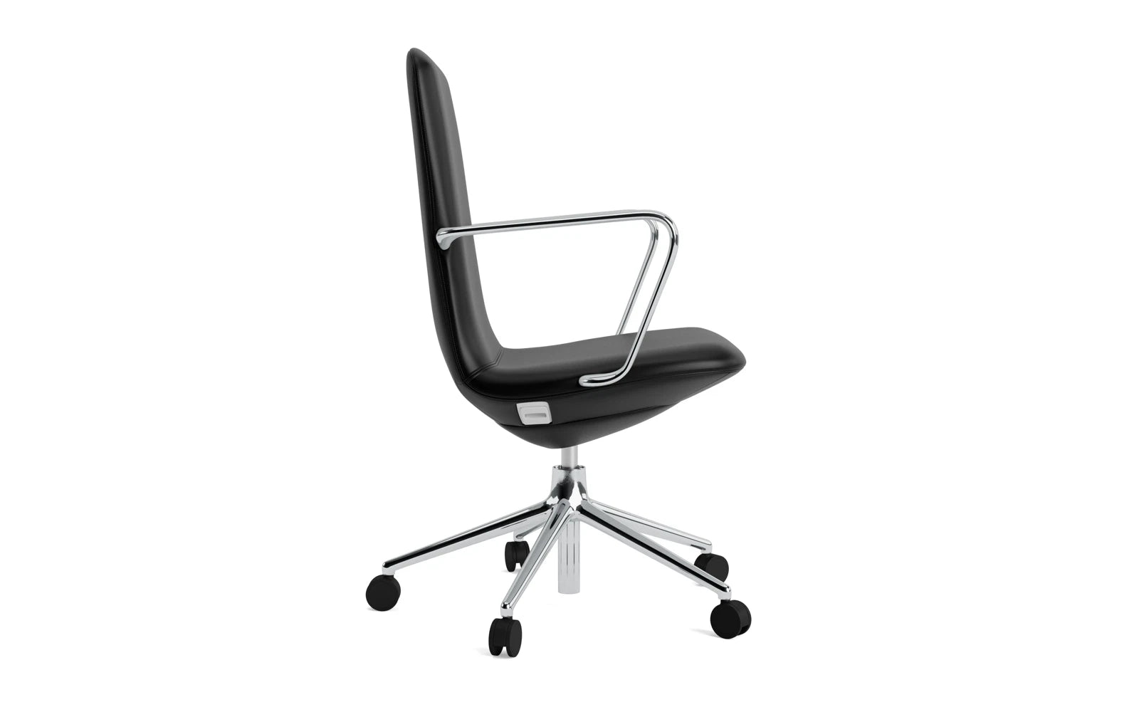 Off Armchair niedrig mit Drehgestell und Rollen Gaslift Aluminium Ultra in Ultra 41599 präsentiert im Onlineshop von KAQTU Design AG. Bürostuhl ist von Normann Copenhagen