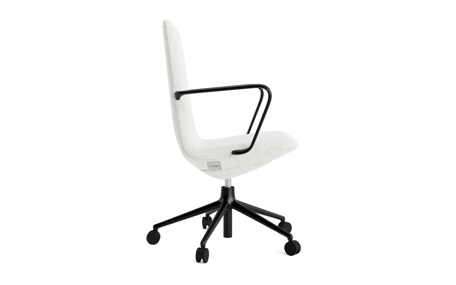 Off Armchair niedrig mit Drehgestell und Rollen Gaslift Schwartz Aluminium Hallingdal in Hallingdal 110 präsentiert im Onlineshop von KAQTU Design AG. Bürostuhl ist von Normann Copenhagen