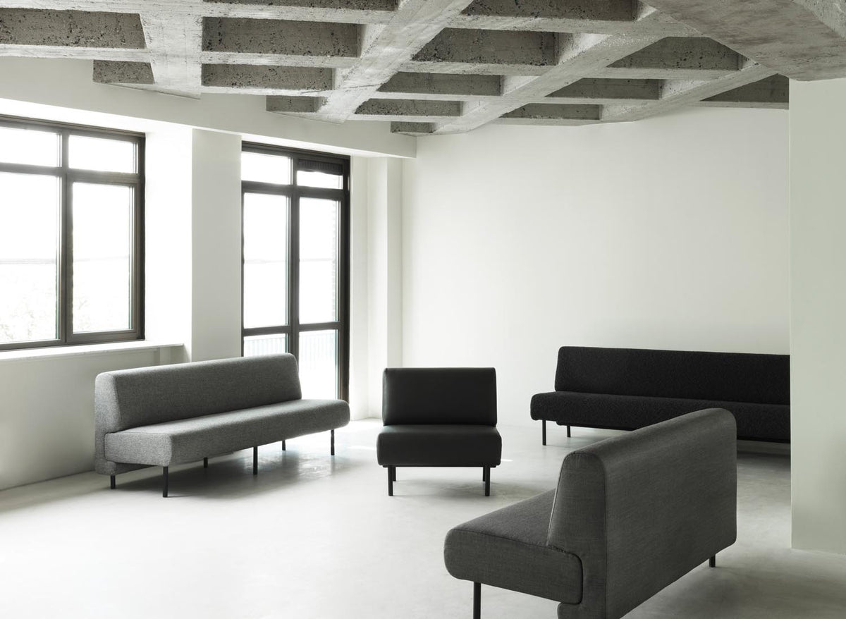 Frame Sofa in  Zero 0013    präsentiert im Onlineshop von KAQTU Design AG. 4er Sofa ist von Normann Copenhagen