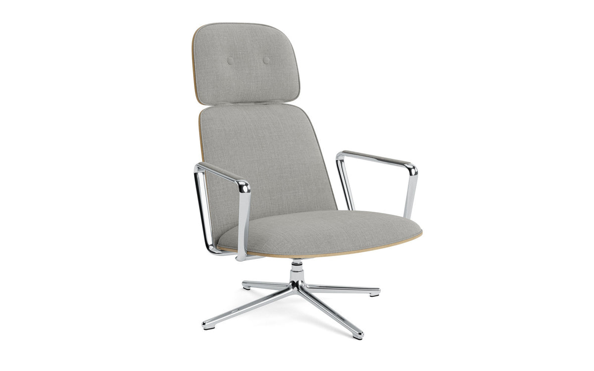 Pad Lounge-Sessel hoch mit Drehgestell und Kippfunktion alu und Eiche/Remix in Remix 133 präsentiert im Onlineshop von KAQTU Design AG. Drehsessel ist von Normann Copenhagen