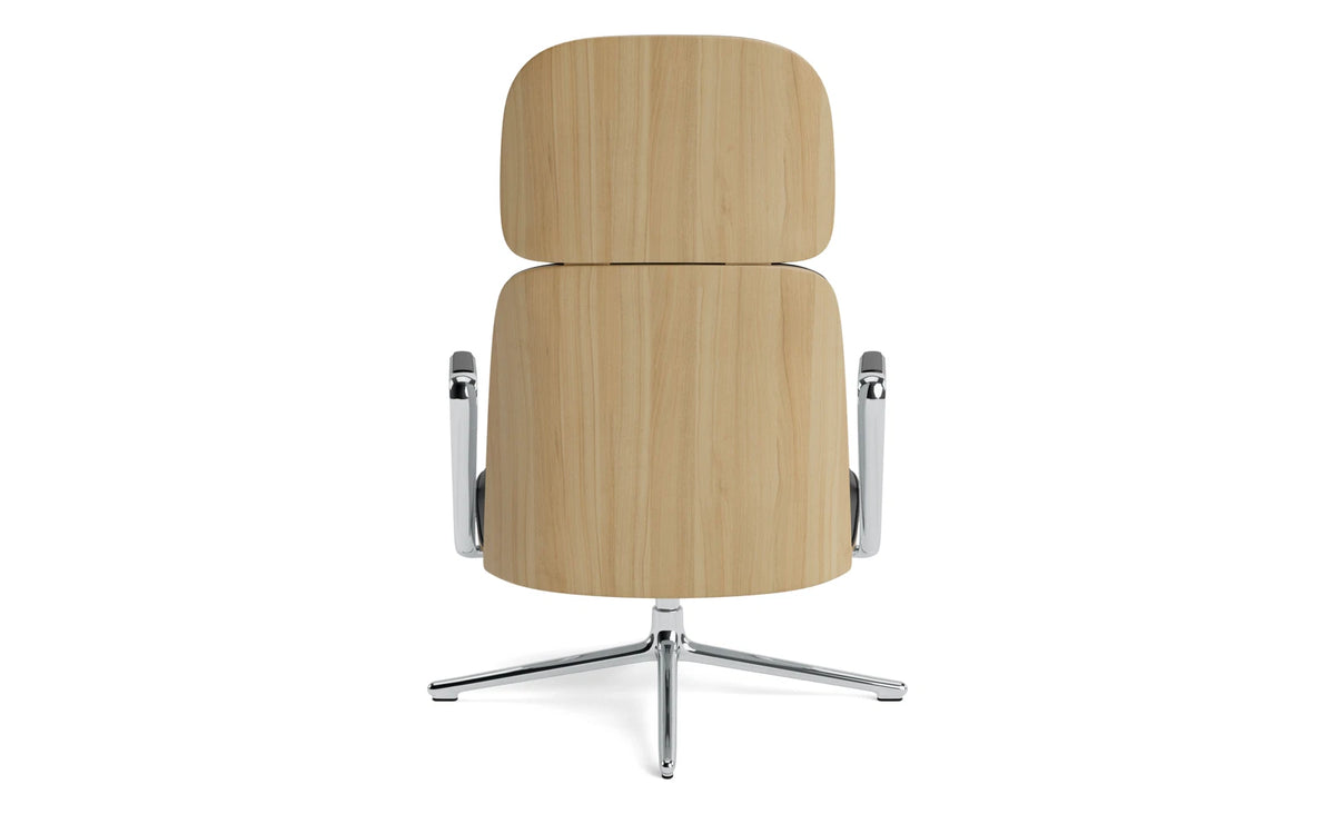 Pad Lounge-Sessel hoch mit Drehgestell und Kippfunktion alu und Eiche/Ultra in Ultra 41599 präsentiert im Onlineshop von KAQTU Design AG. Drehsessel ist von Normann Copenhagen