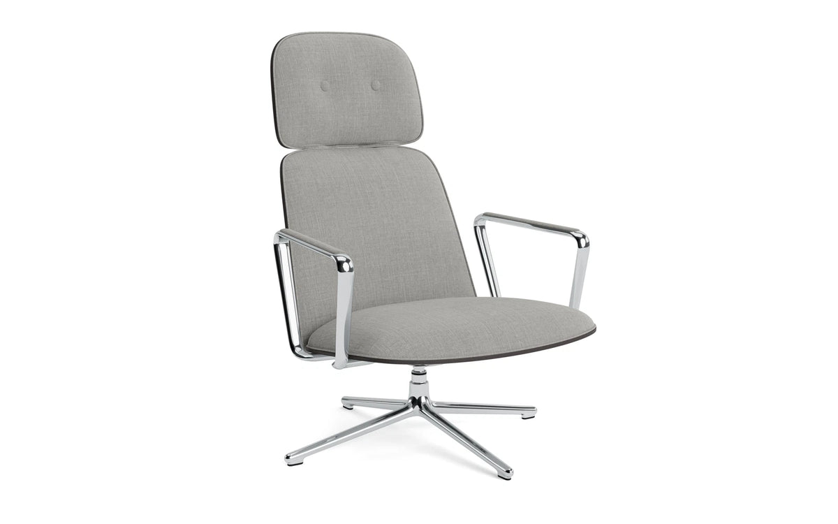 Pad Lounge-Sessel hoch mit Drehgestell und Kippfunktion alu und Schwarz/Remix in Remix 133 präsentiert im Onlineshop von KAQTU Design AG. Drehsessel ist von Normann Copenhagen
