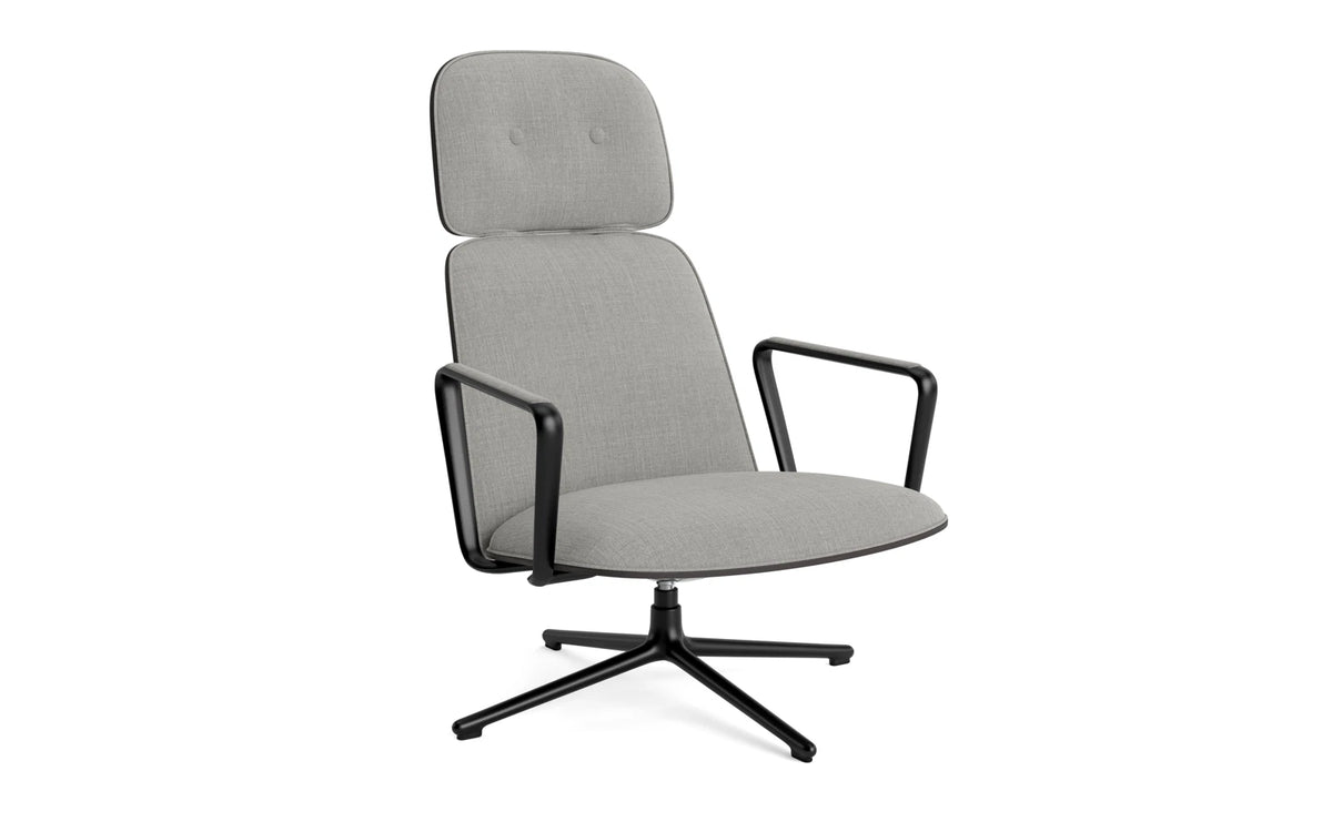 Pad Lounge-Sessel hoch mit Drehgestell und Kippfunktion Schwarz Alu Schwarz/Remix in Remix 133 präsentiert im Onlineshop von KAQTU Design AG. Drehsessel ist von Normann Copenhagen