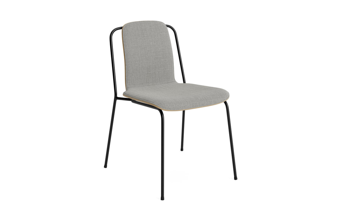 Studio Stuhl Frontpolster Schwarz Stahl Eiche/Remix in Remix 133 präsentiert im Onlineshop von KAQTU Design AG. Stuhl ist von Normann Copenhagen