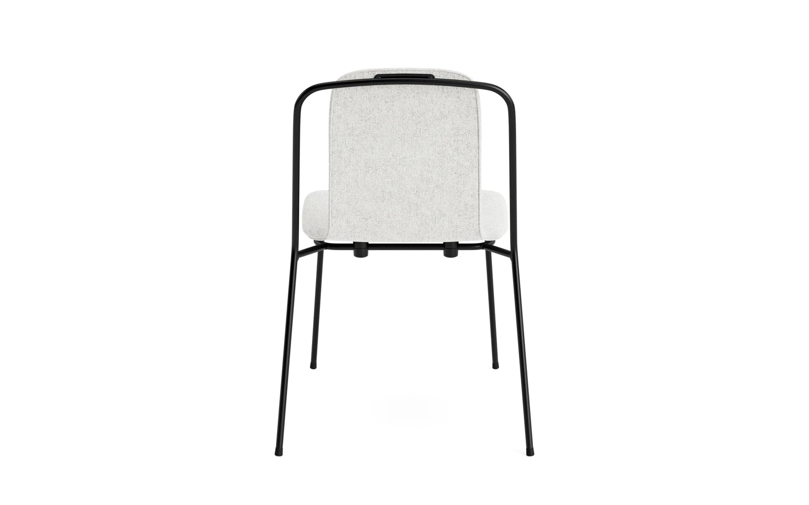 Entdecken Sie den Studio Stuhl Vollpolster von Normann Copenhagen: Ein grafisches Meisterwerk aus schwarzem Stahl, das Komfort und zeitgemäße Ästhetik vereint.