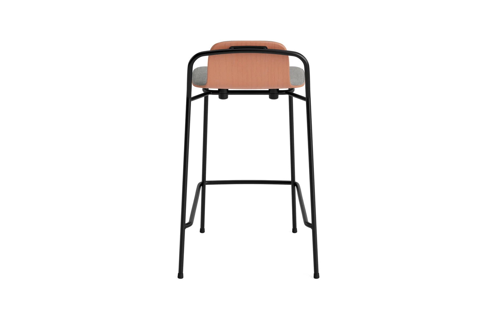 Entdecken Sie den eleganten Studio Barstuhl 65 cm von Normann Copenhagen. Mit schwarzem Stahlgestell und braunem Polster vereint er Stil und Komfort.