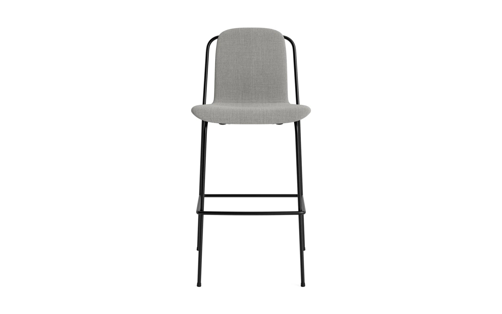 Entdecken Sie den eleganten Studio Barstuhl 65 cm von Normann Copenhagen. Mit seinem stilvollen Stahlrahmen und dem bequemen Vollpolster vereint er modernes Design und Funktionalität.