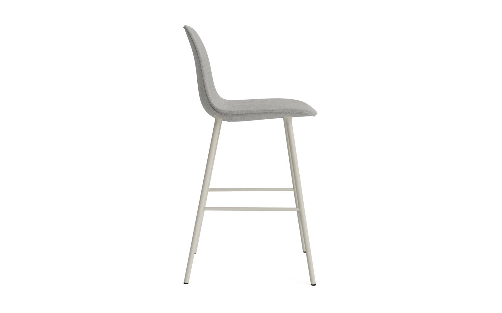 Form Barstuhl 65 cm gepolstert Hellgrau Stahl Remix in Remix 133 präsentiert im Onlineshop von KAQTU Design AG. Barstuhl ist von Normann Copenhagen