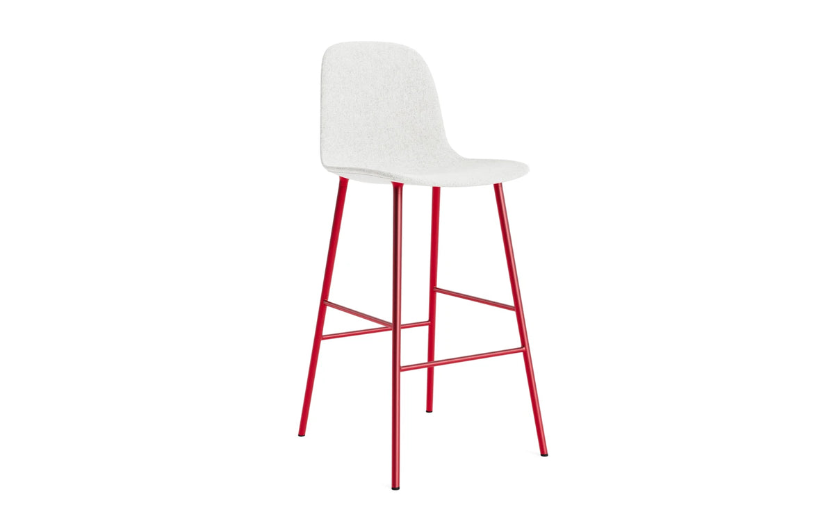 Form Barstuhl 75 cm gepolstert Leuchtendes rot Stahl Hallingdal in Hallingdal 110 präsentiert im Onlineshop von KAQTU Design AG. Barstuhl ist von Normann Copenhagen