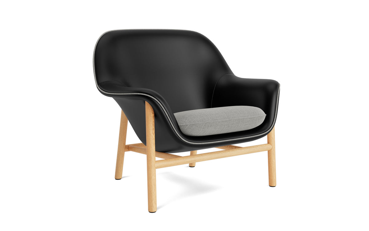 Drape Lounge Sessel tief in Ultra 41599 präsentiert im Onlineshop von KAQTU Design AG. Sessel mit Armlehnen ist von Normann Copenhagen