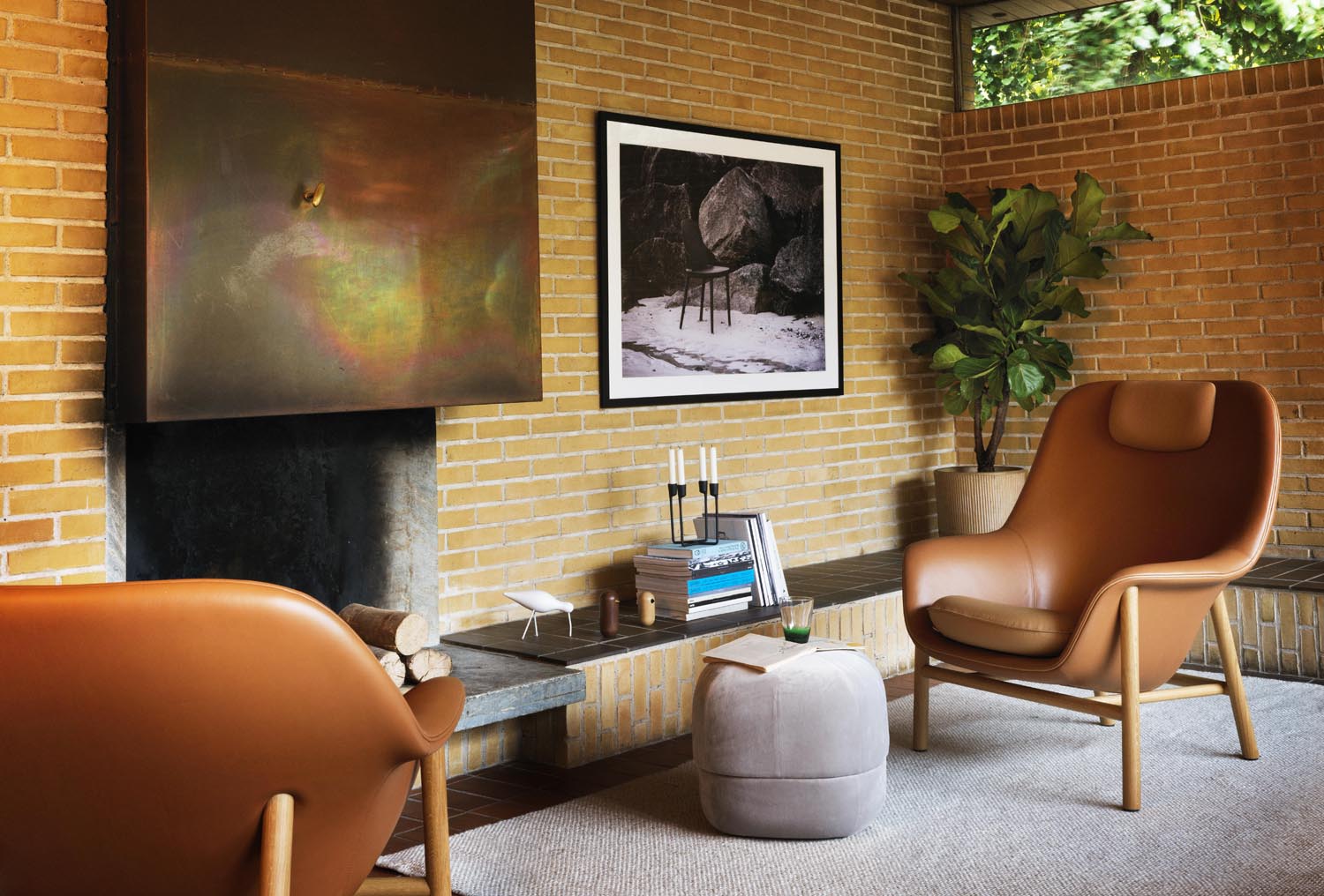 Drape Lounge-Sessel hoch mitt Kopfstütze schwarze Eiche Hallingdal in Hallingdal 110 präsentiert im Onlineshop von KAQTU Design AG. Sessel ist von Normann Copenhagen