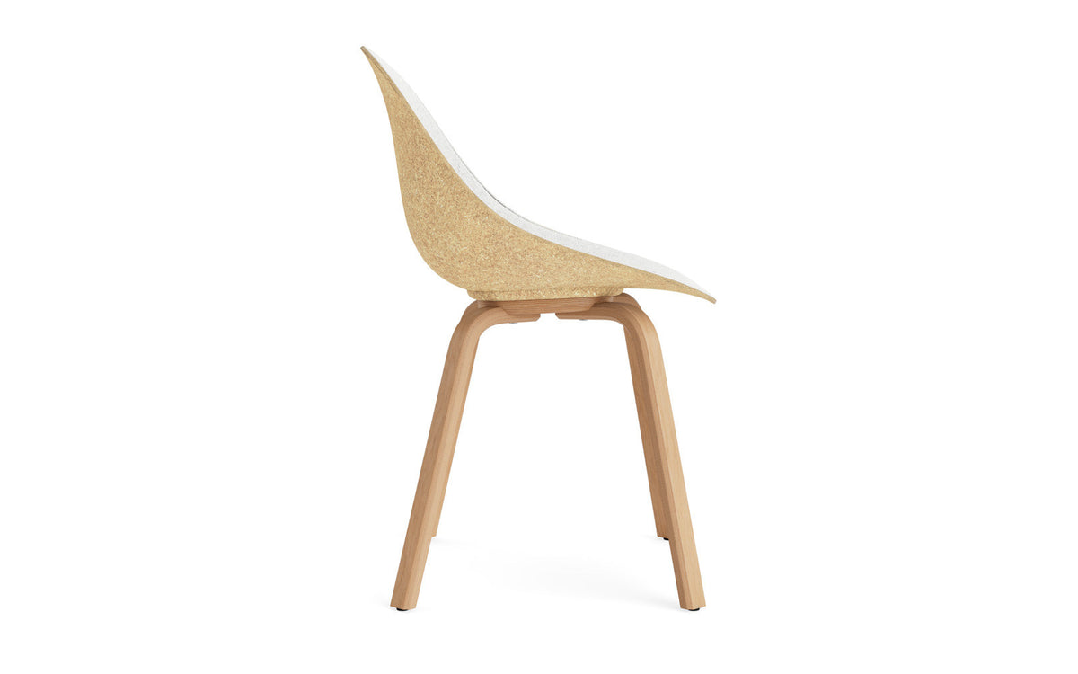 Mat Stuhl Frontpolster Hanffasern Buchenholz in Hallingdal 110 präsentiert im Onlineshop von KAQTU Design AG. Stuhl ist von Normann Copenhagen