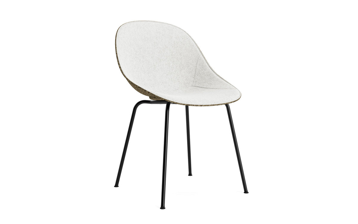 Mat Stuhl polster Seegras Schwartz stahl in Hallingdal 110 präsentiert im Onlineshop von KAQTU Design AG. Stuhl ist von Normann Copenhagen