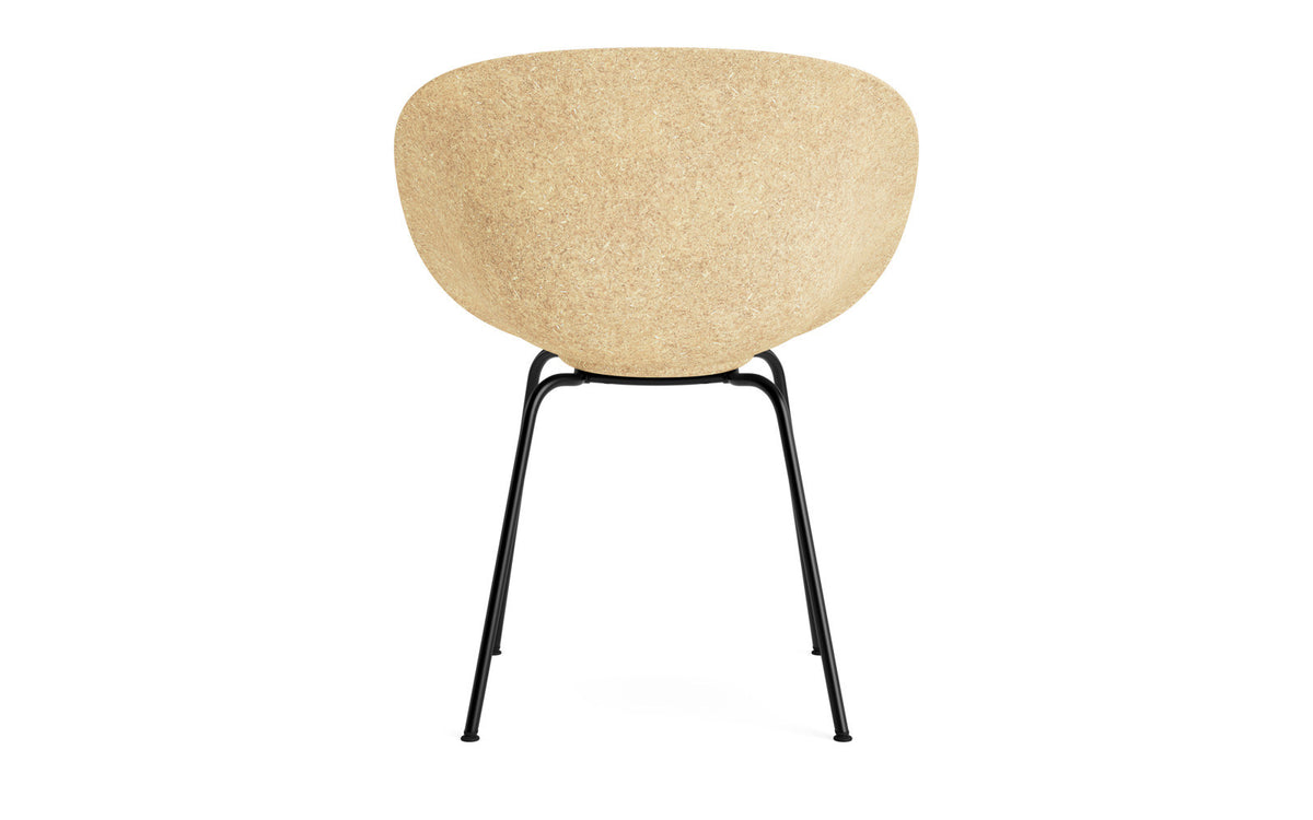 Mat Lehnstuhl polster Hanffasern Schwartz stahl in Hallingdal 110 präsentiert im Onlineshop von KAQTU Design AG. Stuhl mit Armlehne ist von Normann Copenhagen