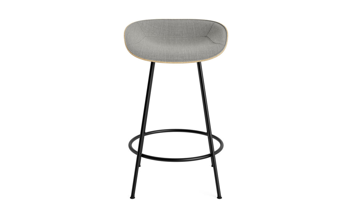Mat Barstuhl 65 cm Frontpolster Hanffasern schwarzes Stahl in Remix 133 präsentiert im Onlineshop von KAQTU Design AG. Barstuhl ist von Normann Copenhagen