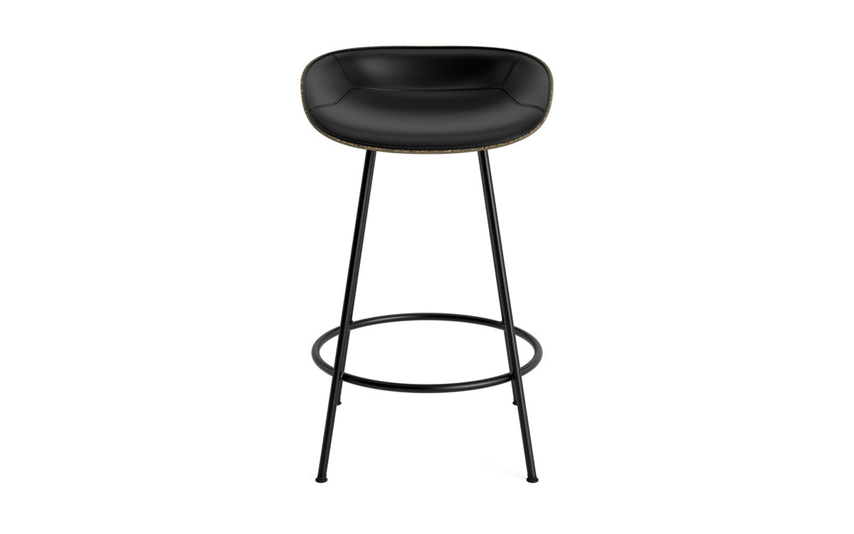 Mat Barstuhl 65 cm Frontpolster Seegras schwartz Stahl in Ultra 41599 präsentiert im Onlineshop von KAQTU Design AG. Barstuhl ist von Normann Copenhagen