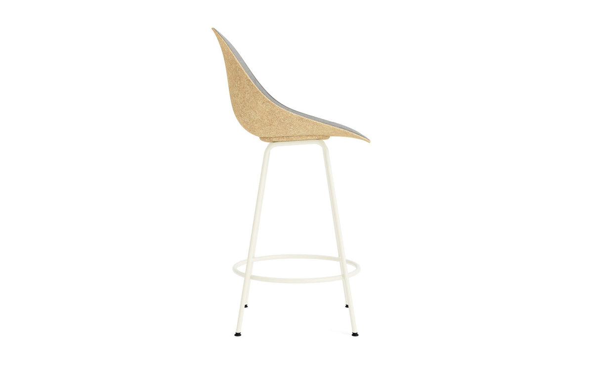 Mat Barstuhl 65 cm Frontpolster Hanffasern creme Stahl in Remix 133 präsentiert im Onlineshop von KAQTU Design AG. Barstuhl ist von Normann Copenhagen