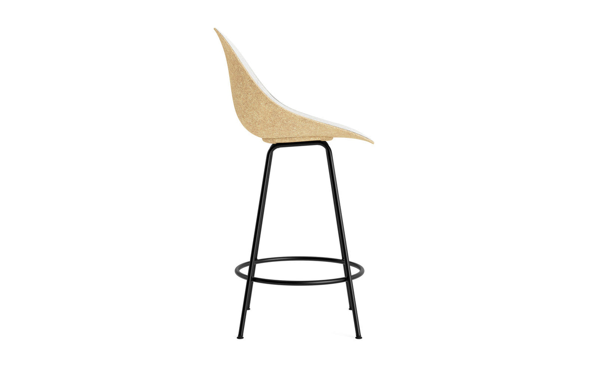 Mat Barstuhl 65 cm Frontpolster Hanffasern schwarzes Stahl in Hallingdal 110 präsentiert im Onlineshop von KAQTU Design AG. Barstuhl ist von Normann Copenhagen