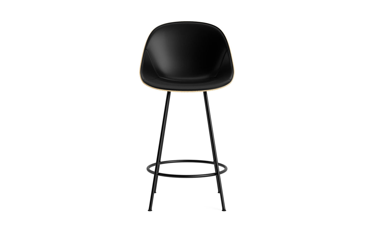 Mat Barstuhl 65 cm Frontpolster Hanffasern schwarzes Stahl in Ultra 41599 präsentiert im Onlineshop von KAQTU Design AG. Barstuhl ist von Normann Copenhagen