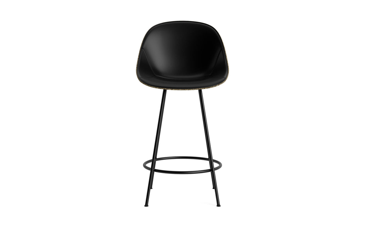 Mat Barstuhl 65 cm Frontpolster Seegras schwartz Stahl in Ultra 41599 präsentiert im Onlineshop von KAQTU Design AG. Barstuhl ist von Normann Copenhagen